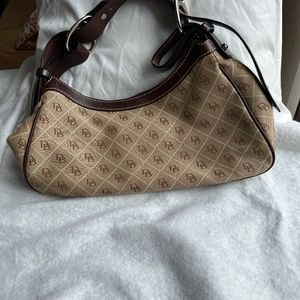 Purse shoulder strap Dooney and Bourke